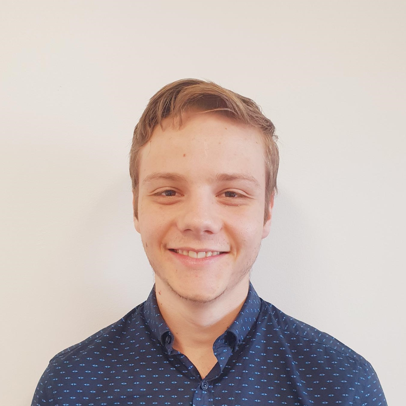 Steven Johnston Headshot